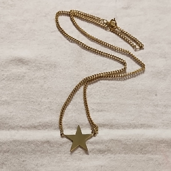 Avon Jewelry - 🎈5/$15 Bundle 🎈Avon Gold Star Pendant Necklace